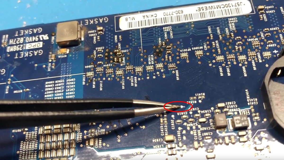Testpoint on the top of the Apple TV 1st generation motherboard.